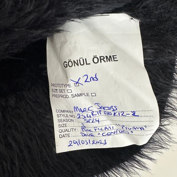 Marc Jacobs Hairy Grunge Pointed Sweater Cropped Black XS NEW Sample - Picture 9 of 9